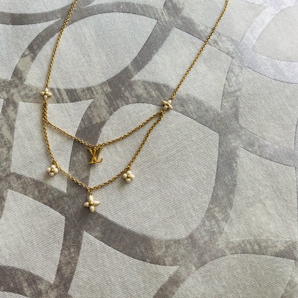 LOUIS VUITTON NECKLACE AUTHENTIC EXCELLENT CONDITION. - Picture 7 of 8